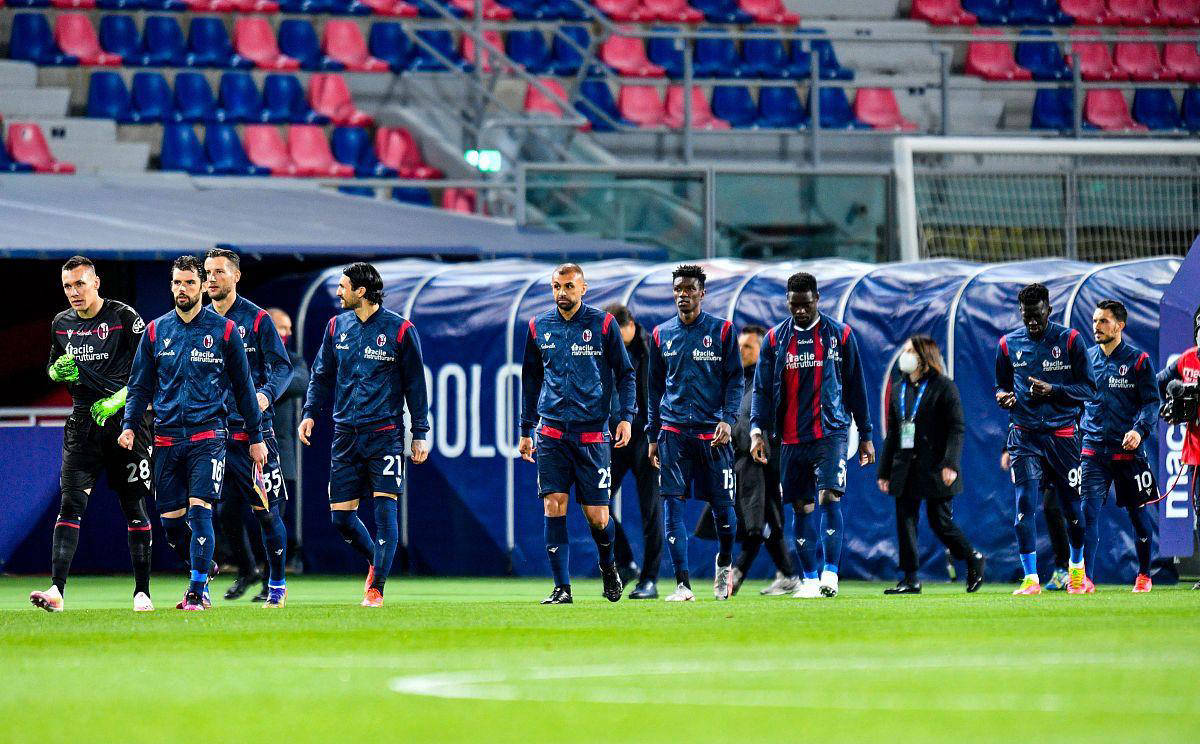 包含转折点！里尔状态回暖，法国杯集结日攻防权衡，球迷炸锅，年轻球员得到机会的词条-米兰app下载地址