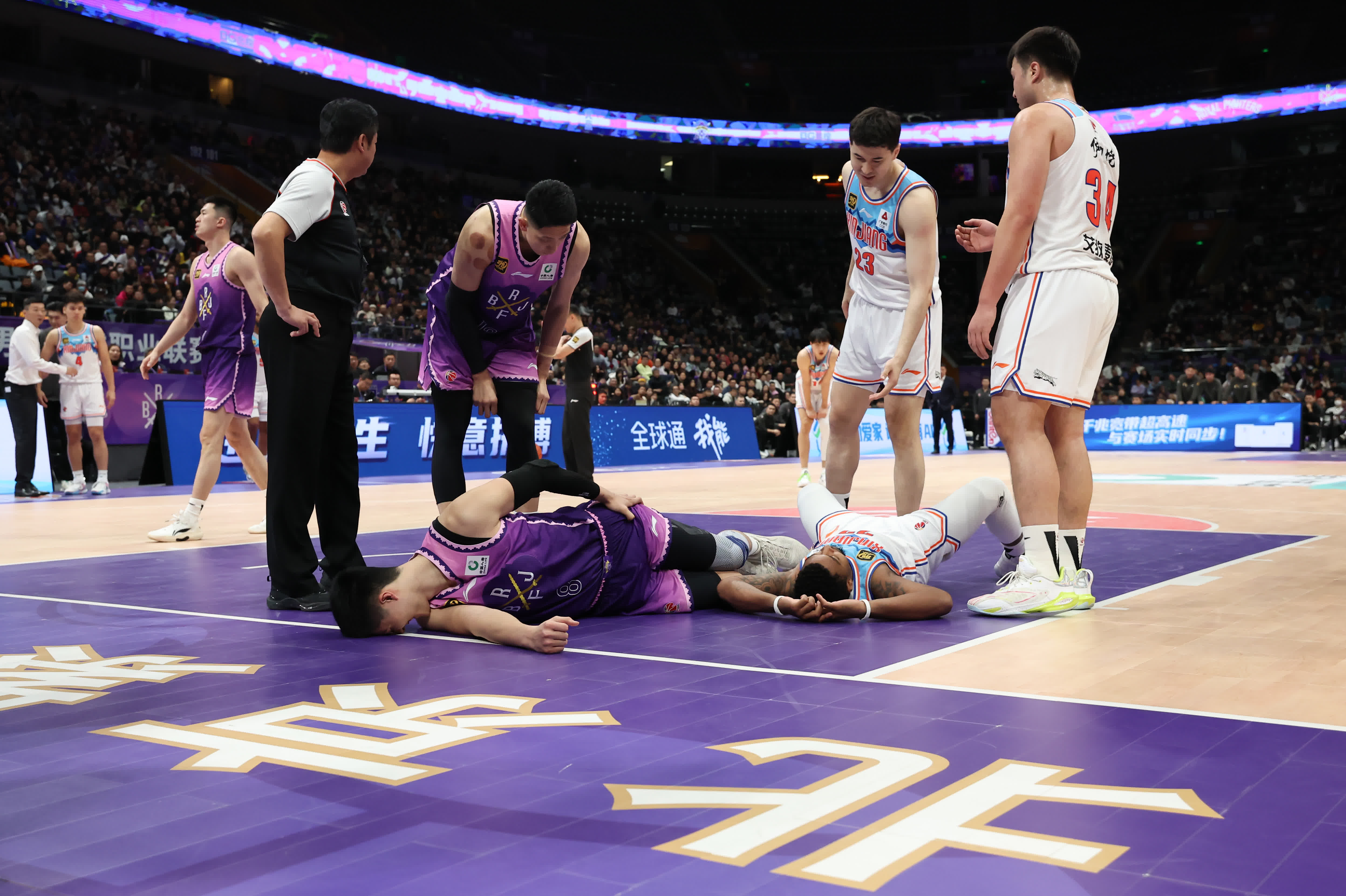 冲刺阶段体能课后，萨克拉门托国王战术微调备战CBA季后赛，气氛紧张，资深球员宣示担当的简单介绍-米兰app下载地址